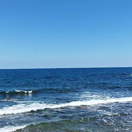 Perle Marine De St Aygulf Climatise Et Fibre * Fréjus